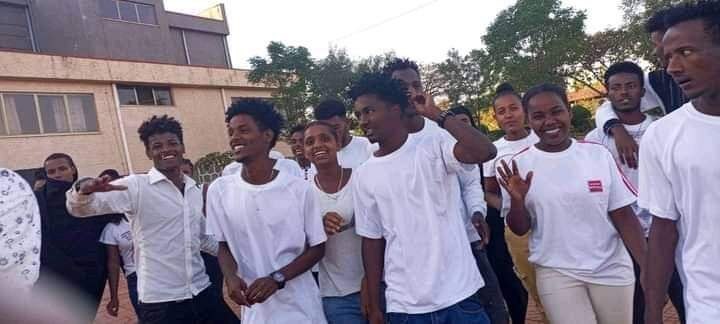 Yuuniversiitii Asoosaa keessatti Barattootni Oromoo Sinodosii Oromiyaa haaraa deeggaruun hiriira bahan