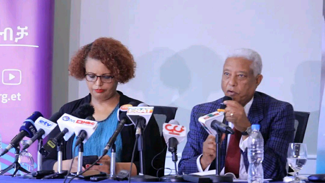 Boordiin Filannoo biyyaaleessa Itiyoopiyaa mootummaan paartilee siyaasaa karaa seeraan socho’an irratti dhiibbaa taasisaa jiru akka dhaabu gaafate.