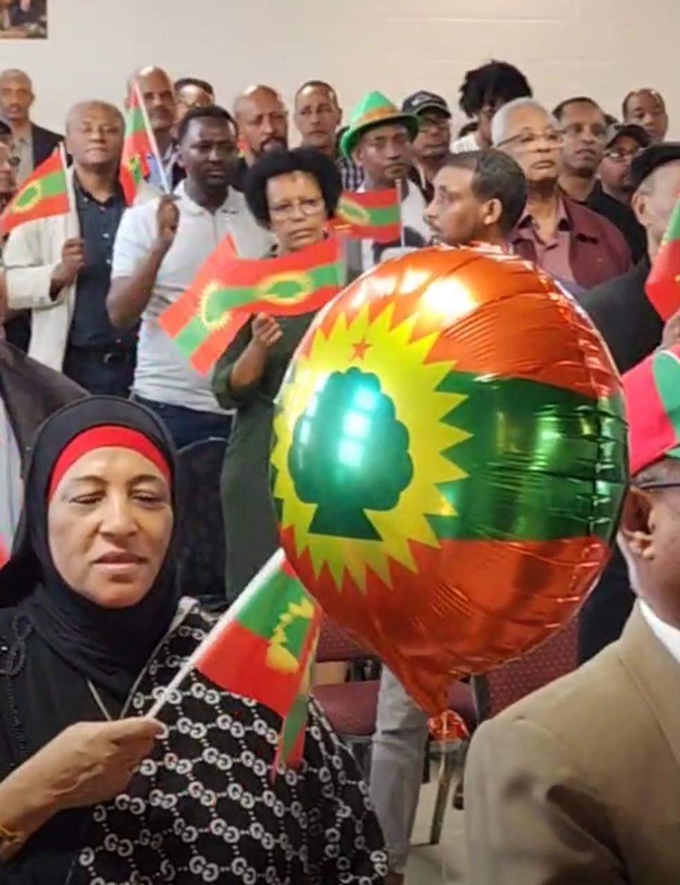 Amerikaa kutaa Miniapolisitti Hawaasni Oromoo sirna Dungoo qabsiisuun wareegamuu jaal Battee Urgeessaa yaadateera.